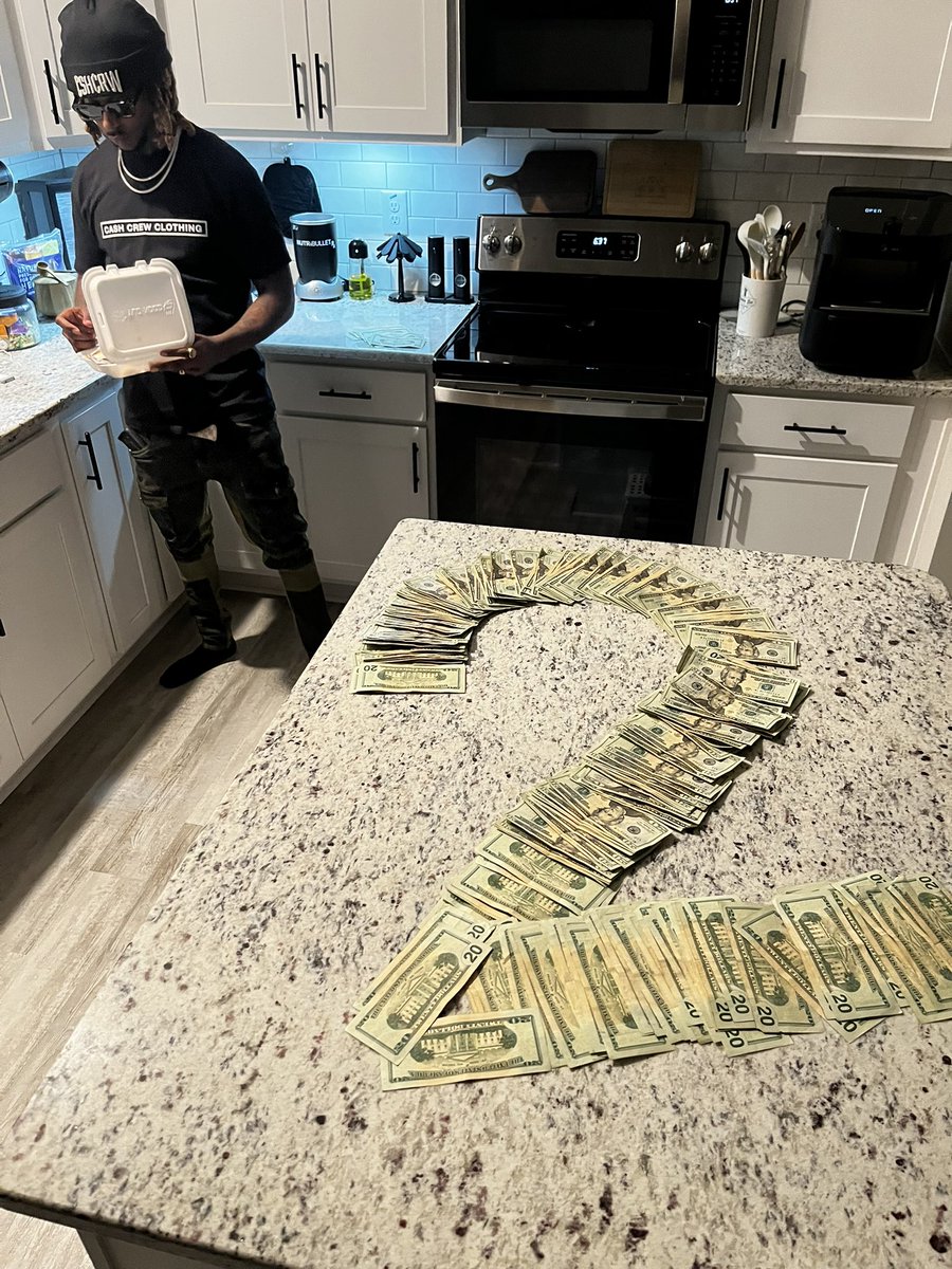 CashCrewTbam's tweet photo. 2 Days - Reset Villain https://t.co/i49Mcm1Iky
