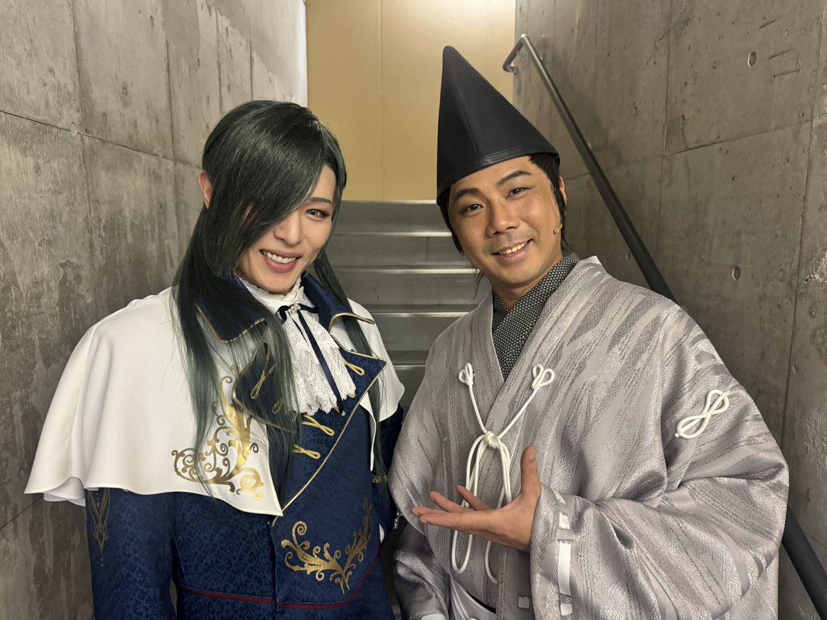 ソワレ公演ありがとうございました！
お手紙いっぱい届きました！
ありがとうございます！！

今宵はにっかりさんとにっこり。
#刀ミュ