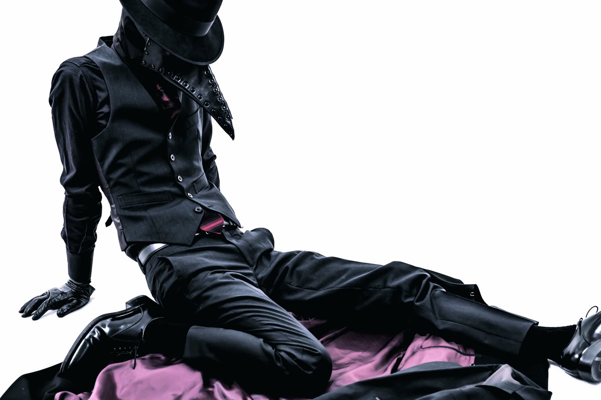 煮付 Nitsuke / ペストマスクとスーツ (@nitsuke_plague) on Twitter photo 