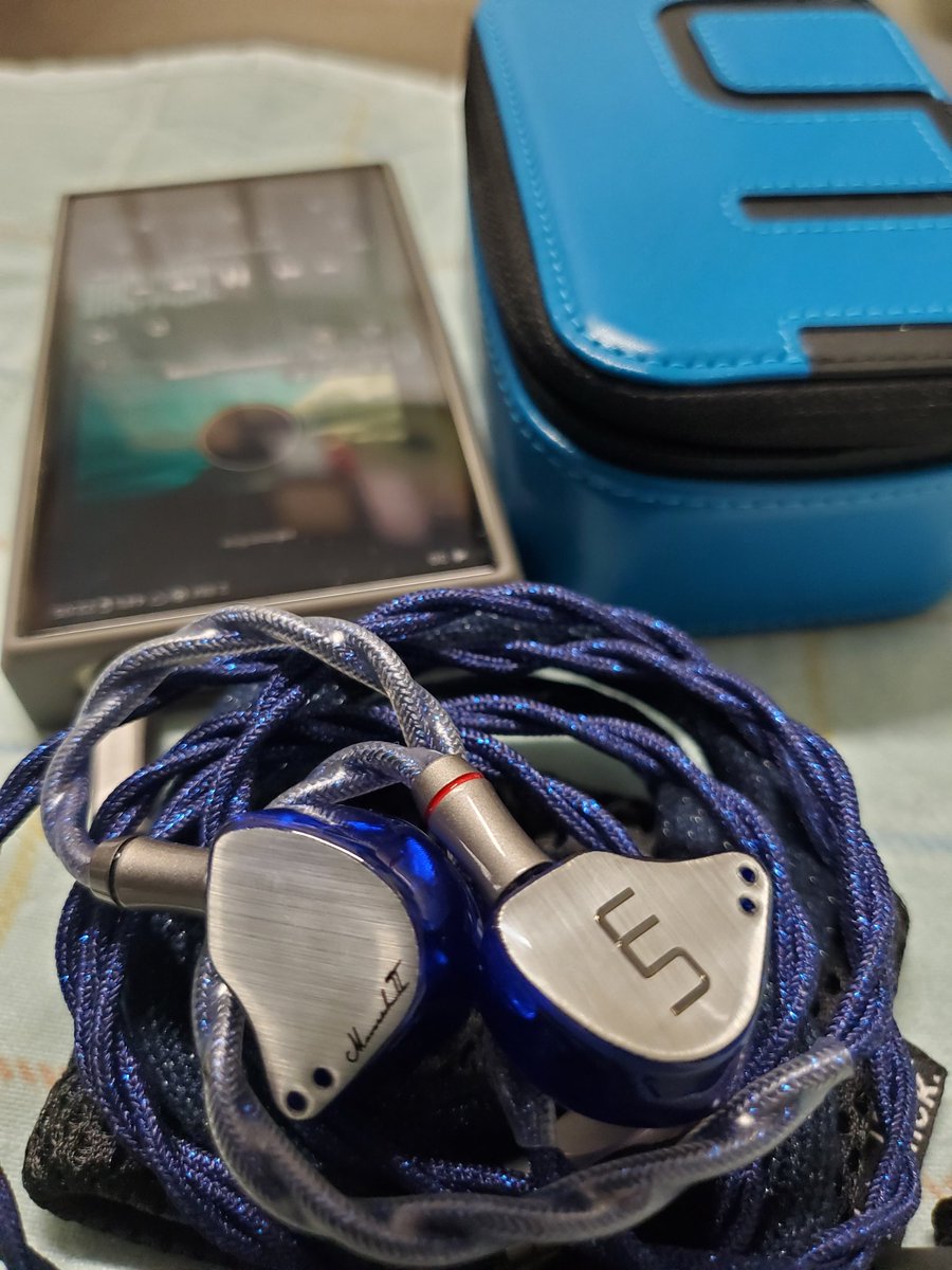 夜勤二日目なので疲れを貯めないようしっかり仮眠します。 Fiio M21