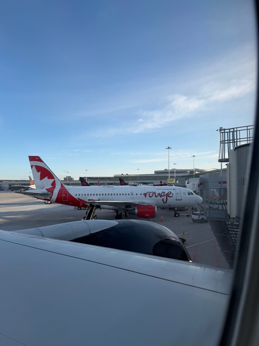 Off to Calgary….Dustin from ⁦<a href="/RosiesBurgers_/">Rosies Burgers</a>⁩ joined for the real estate tour… 🤝👍💚 $HBFG $HBFGF $HBFG.C 

#QSR #Alberta #BetterNotBigger #investment #franchise ⁦<a href="/happybellyfg/">Happy Belly Food Group (CSE: HBFG)</a>⁩