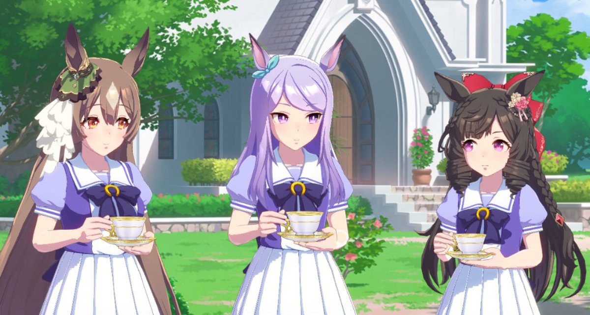 3 princesses on my screen rn