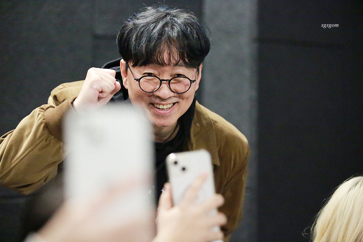 금슬 tweet media