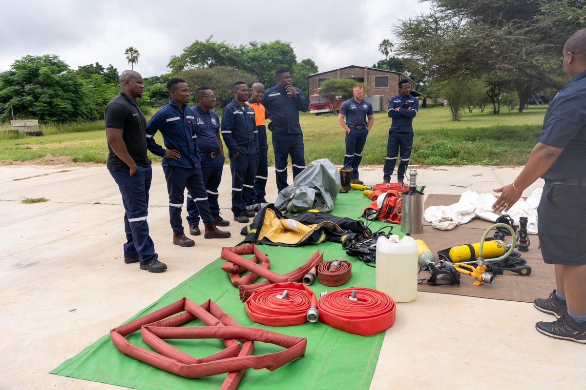 0861EMCARE's tweet image. NFPA Hazardous Materials Operations training completed at our Polokwane branch.

Defensive response.
Structured incident control.
Compliance-driven training.
HazMat environments demand competence — we train for it.
#EMCARE #Hazmat #NFPA #EmergencyResponse #Polokwane