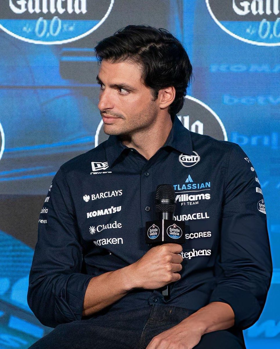redsainz's tweet photo. how can you not say prince https://t.co/swV98o9fUH
