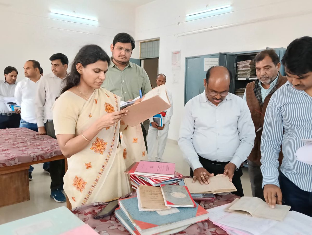 DM / DEO Banda tweet media