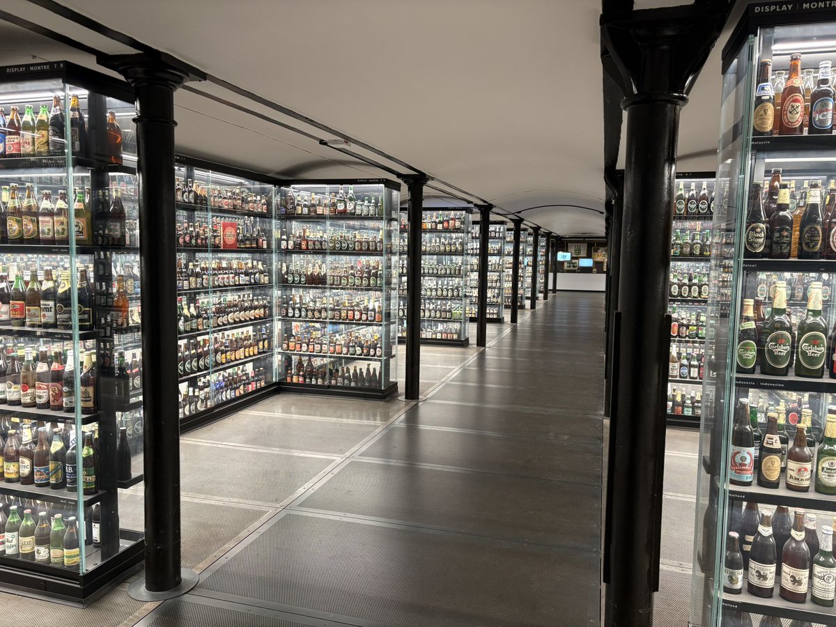 thommo1874's tweet photo. If you ever go to Copenhagen, completely recommend the @carlsberg brewery tour - great exhibition and beer at the end of it! https://t.co/8ITOEZM0gk