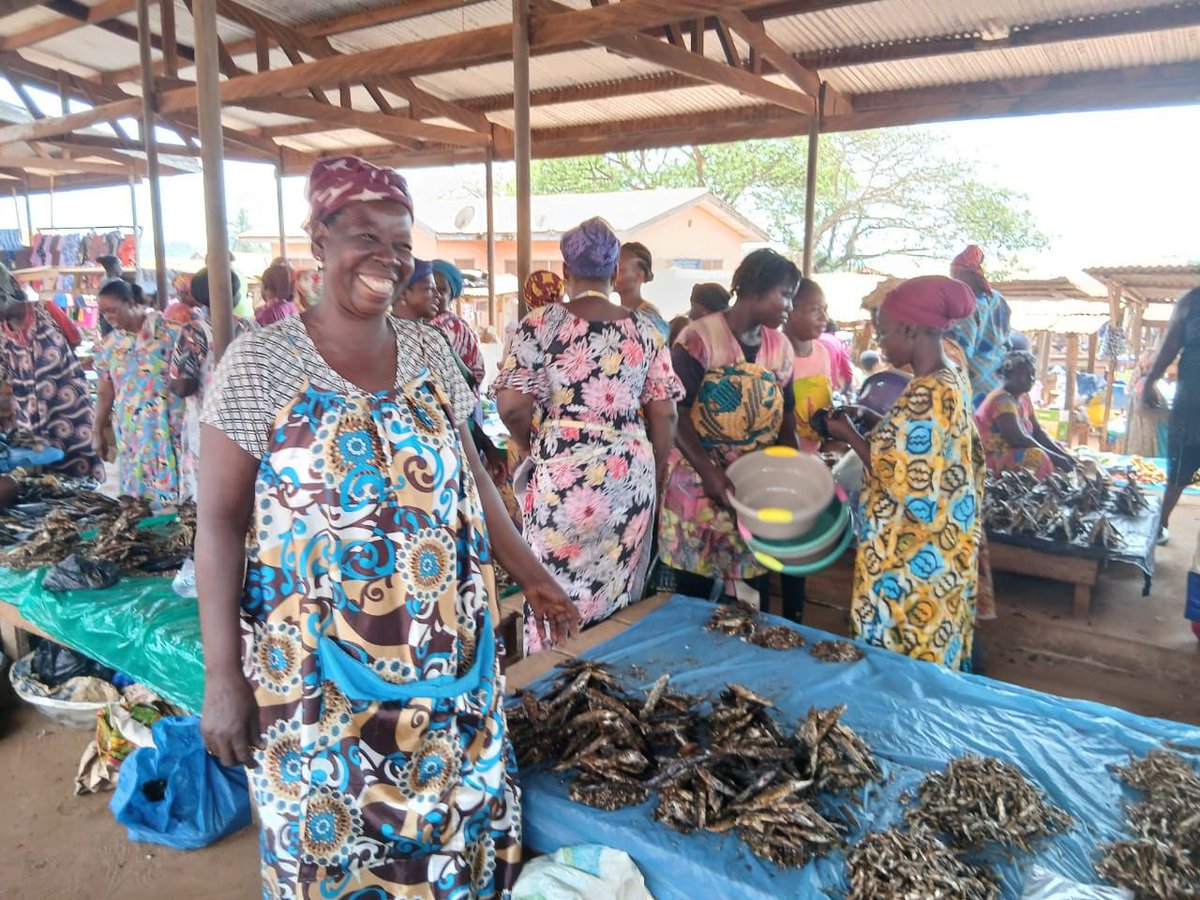 gboakogh's tweet photo. Uncontrollable jubilation erupted at the Bomaa Market today when a team sent by me announced to traders that the market will be paved next week to help prevent dust and mud.
We pray for grace to do more for our people.
#ChristIsTheReason https://t.co/KuNjplpWIH