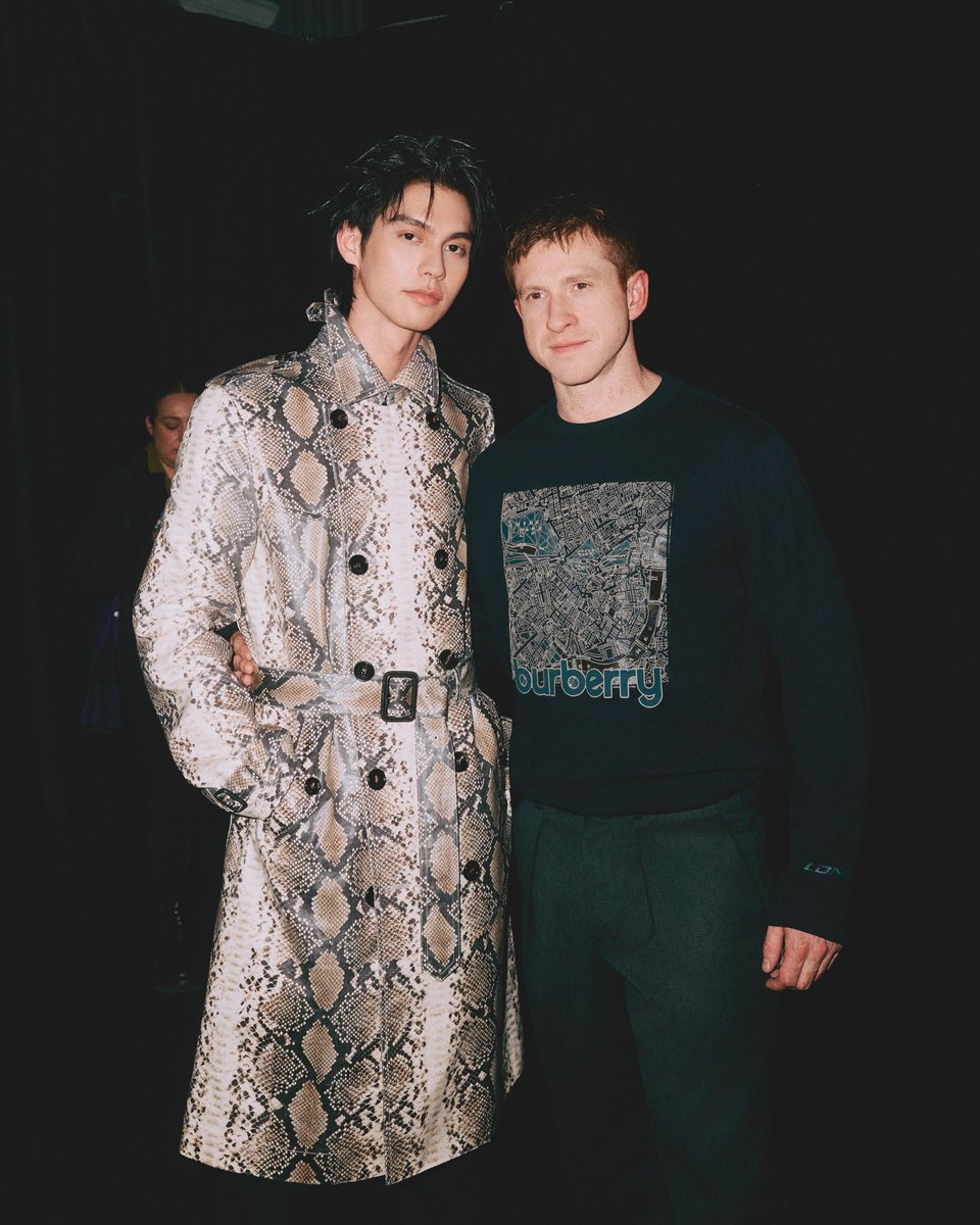 [ BRIGHT INSTAGRAM UPDATE ] - 24.02.26

่A night in London with Burberry's fam 🖤

IG : bright
🔗 instagram.com/p/DVI8HBQiN3c/…

(1)
BRIGHT LFW 2026
#BurberryAW26xBRIGHT
#BurberryxBRIGHT
#Burberry
#bbrightvc