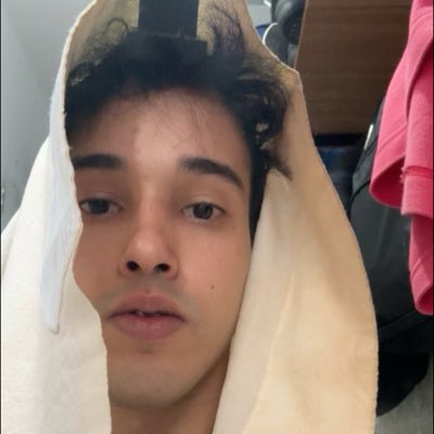 Guizayit's tweet photo. #NewProfilePic https://t.co/kZkwqwtr7A