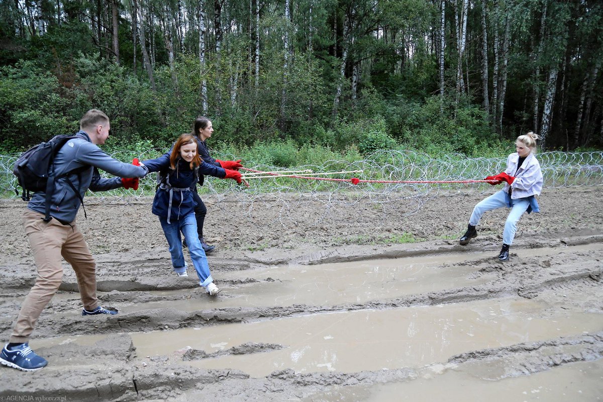 ODF za pośrednictwem zagranicznej spółki Kramka i Kozlovskiej szykuje płatną kampanię internetową, która ma zohydzić Kanał Zero w oczach reklamodawców i przedstawić jako prorosyjski.
Ten sam Kramek, w 2021 r. – w szczycie rosyjskiej wojny hybrydowej – organizował niszczenie