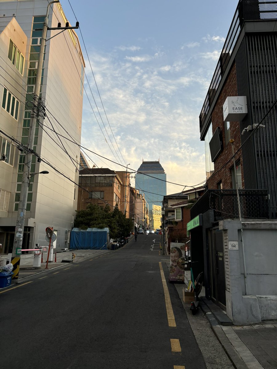 Vlad (Moving Atoms arc) tweet media