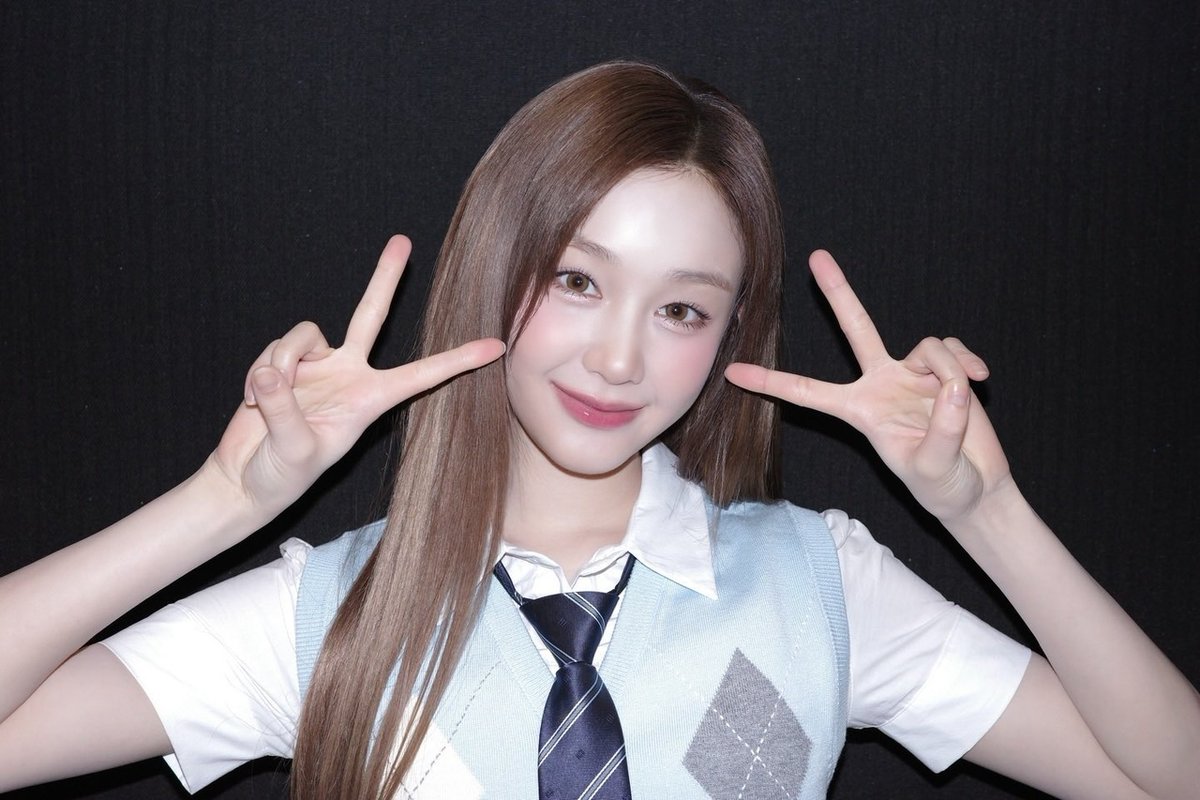 selfolssi ♤ tweet media