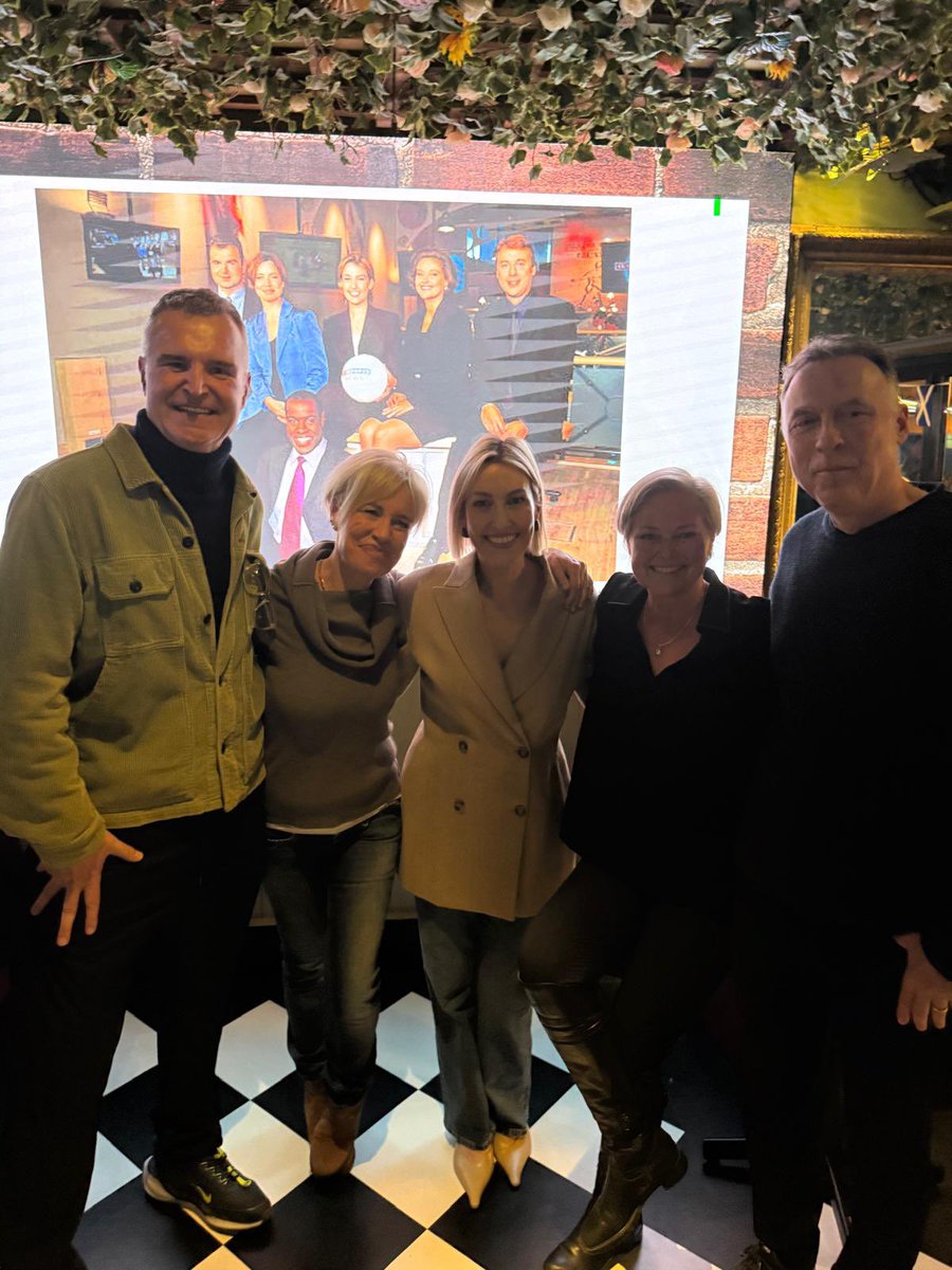 Clare Tomlinson tweet media