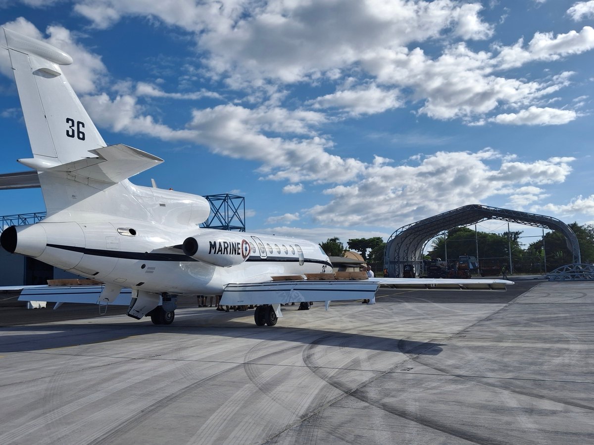 MarineNationale's tweet photo. #Capacitaire | La Flottille 25F accueille son 2ᵉ Falcon 50 Triton en Polynésie française ! ✈️🇵🇫
🛫+ d’autonomie
🔎Surveillance jour/nuit
🌊 Missions SAR, surveillance de la ZEE, lutte contre la pêche & les trafics illicites
➡️ Un 3ᵉ appareil attendu d’ici 2027.
@ALPACI_FAPF https://t.co/whDgI4s7at