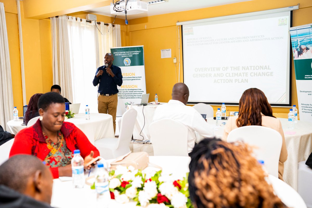 africacsid's tweet photo. Day 2 of the #NGCCAP #mainstreaming workshop for South Eastern region.

Today, participants shared county-specific experiences, translation to local dialects, and accessed whether these polices speak of lived community contexts.

@ndcpartnership @gender_ke  @EnviClimateC_Ke https://t.co/dsv45aeUNl