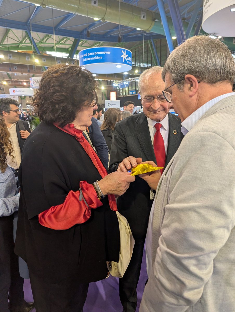 ClusterMMA's tweet photo. El #turismoazul en #Transfiere y sus empresas ibérica. En este encuentro transfronterizo en #DIBEST entre #España y #Portugal la #economiaazul está presente con @PTAMalaga y @promalaga https://t.co/HqiPUI1G75