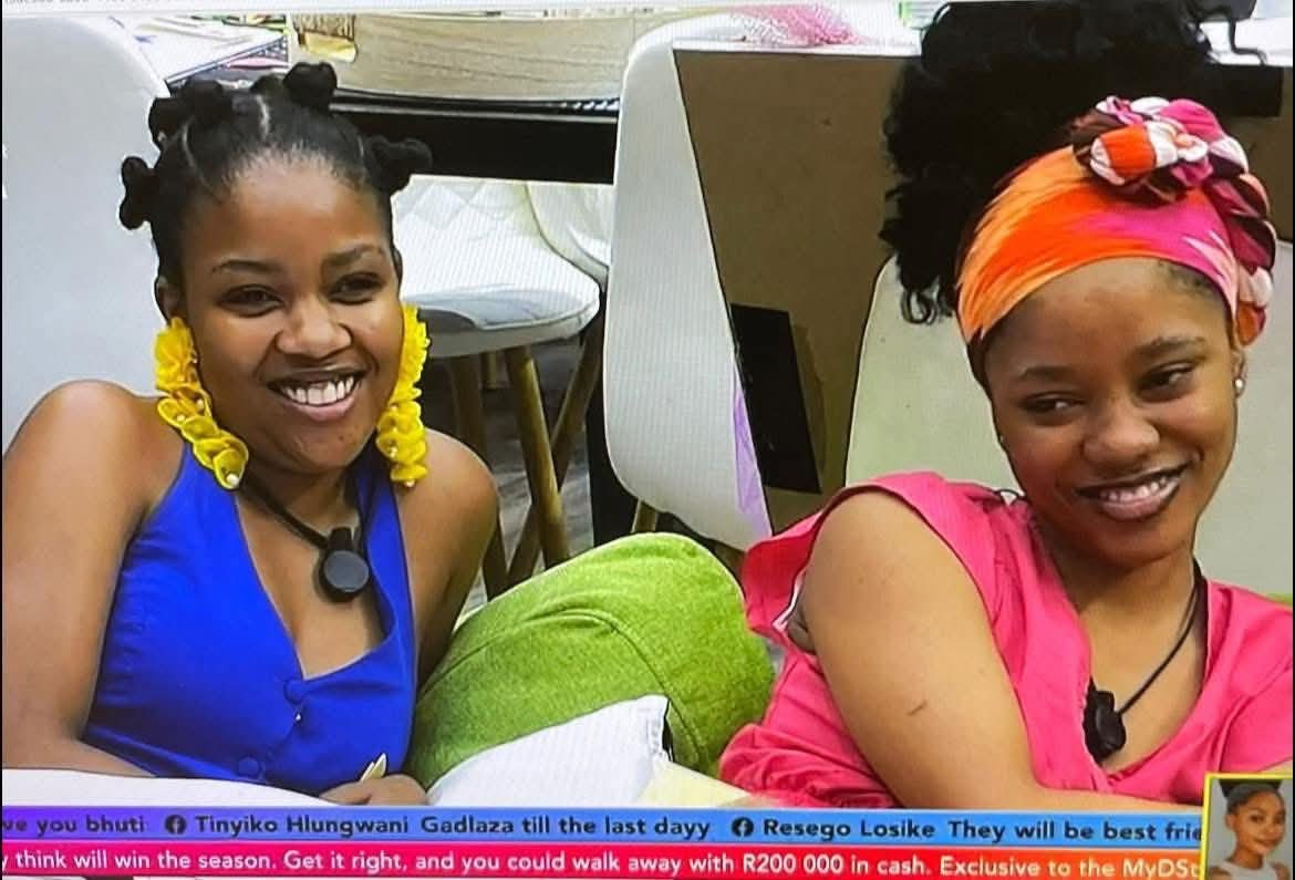 glitz__journal's tweet photo. New friendship in town...😅🥰

#bbmzansis6 https://t.co/IqwmRlqnMn