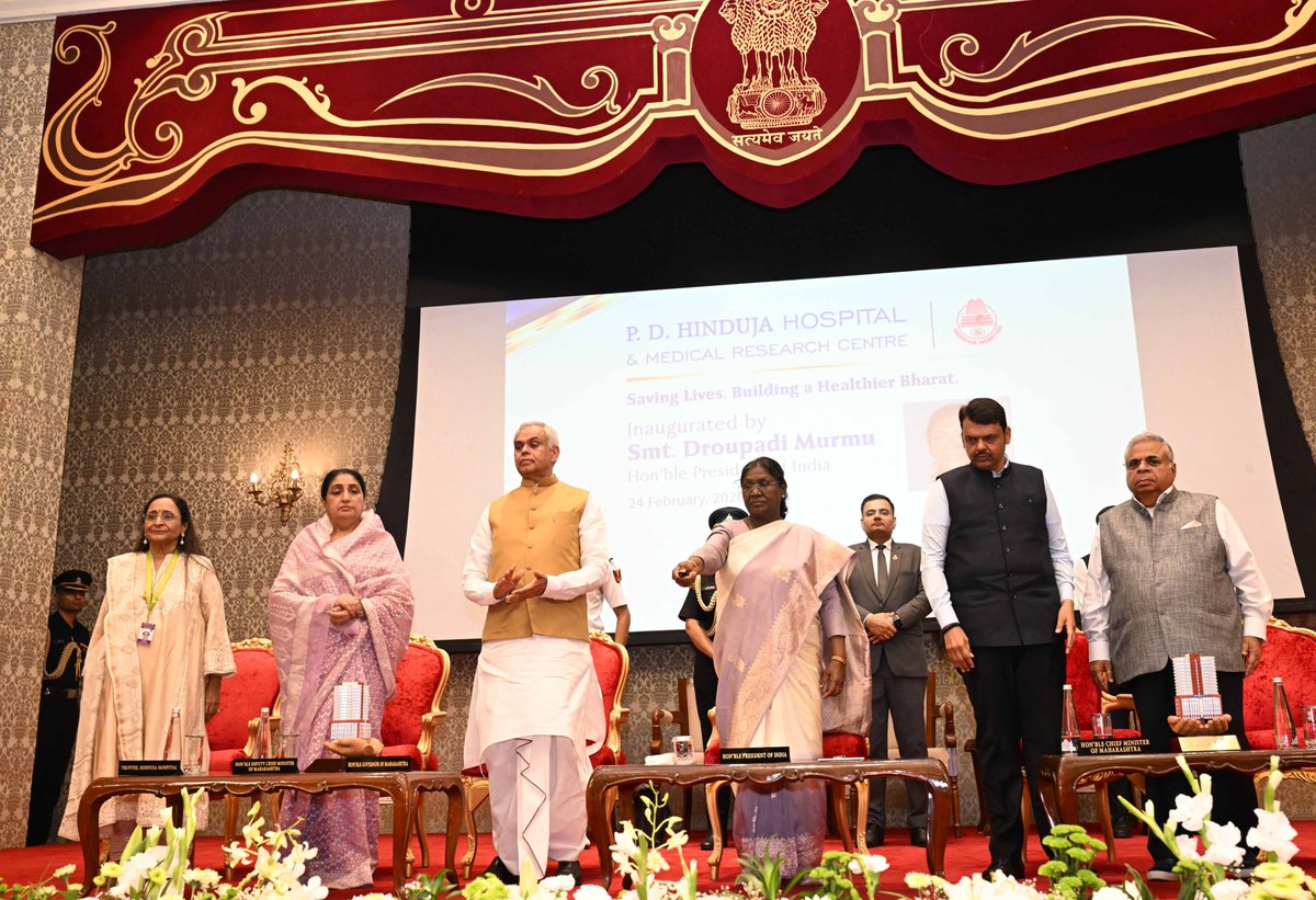 rashtrapatibhvn's tweet photo. President Droupadi Murmu inaugurated a nationwide campaign ‘Saving Lives and Building a Healthier Bharat’, being organised by PD Hinduja Hospital, at Lok Bhavan, Mumbai. The President said that healthcare is an integral part of nation-building. The health of the citizens is a collective responsibility. 'Affordable World Class Healthcare Services to All' should be everyone's mission.