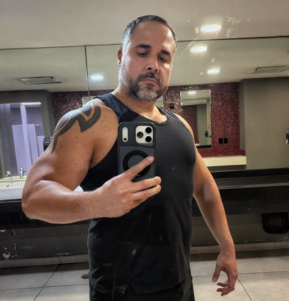 Roberto Baez tweet media