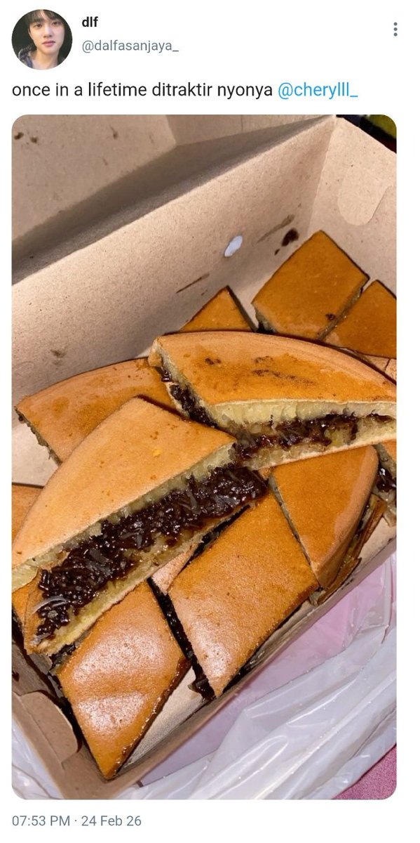 —kyungsoo ft carmen as siblings few tweet au

written by xeva