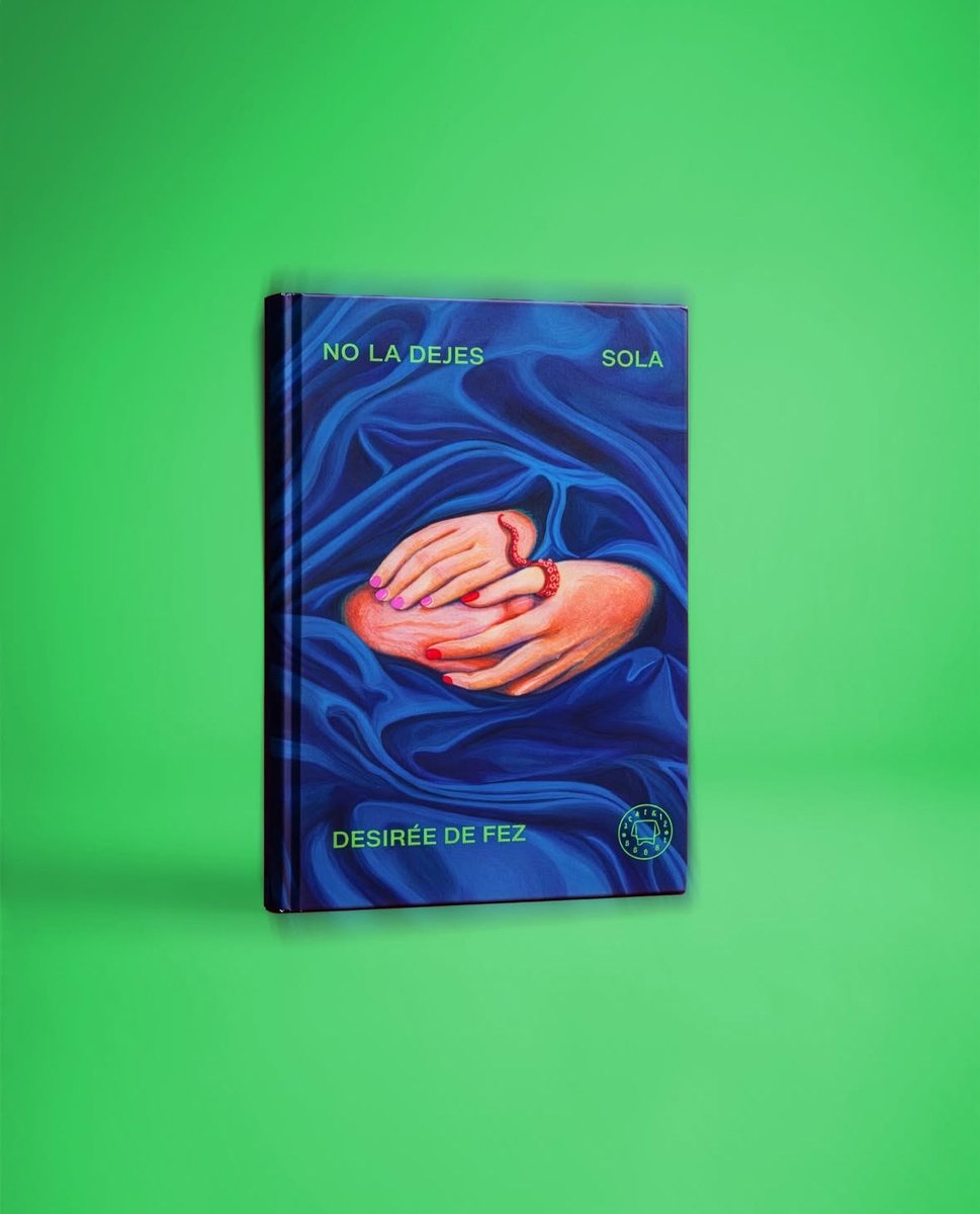 Ay. Esta historia ya no es solo mía. Mil gracias a mi familia y a <a href="/BlackieBooks/">Blackie Books</a> por acompañarme en este viaje largo, difícil e increíblemente bonito. Estoy muy feliz. Os comparto la portada (preciosa) de mi primera novela, No sé qué más poner, me tiemblan las manos 💙