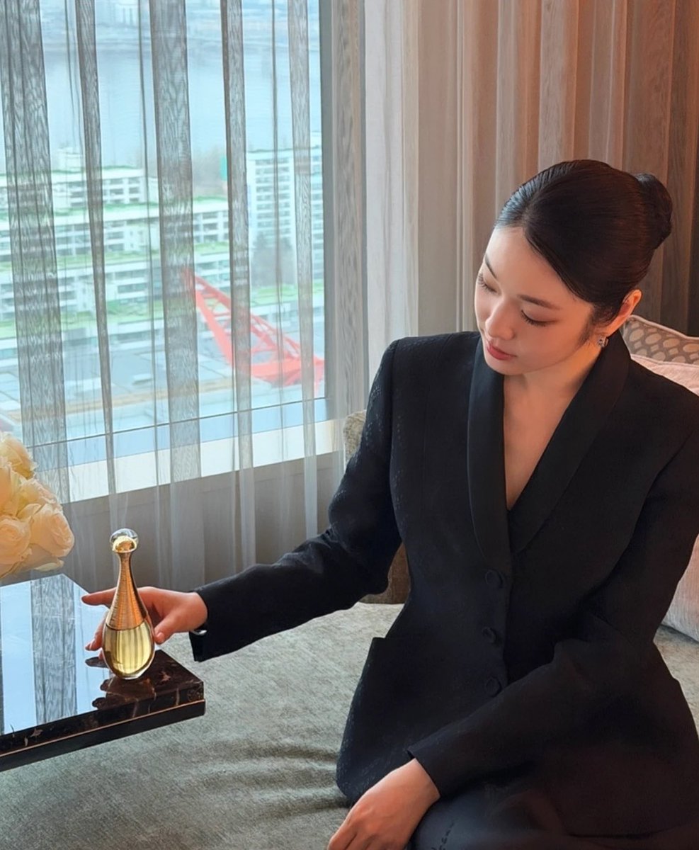 김연아 인별 🆙 
🌟NEW JADORE🌟