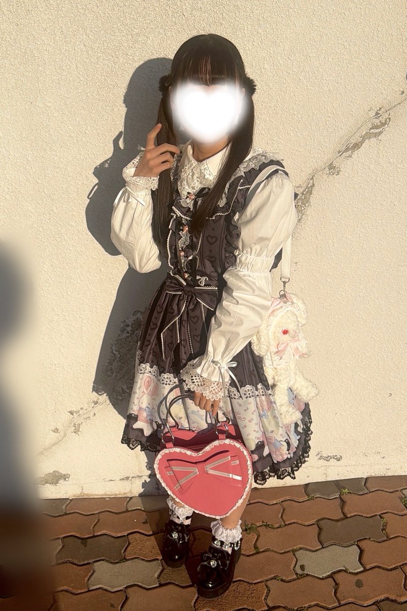 atode_00's tweet photo. 夕方におさんぽ♪
このコーデお気に入り⭐︎ https://t.co/D1DIVmUpLj