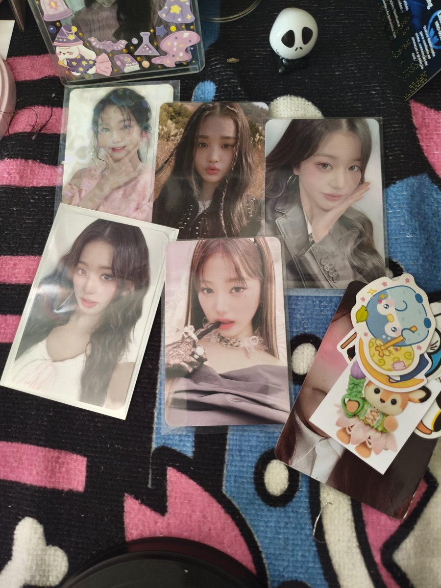 feedback positivo para <a href="/nnyubie/">maricota</a> pela CEG da wonyoung os cards chegaram super bem embalados e ela foi super atenciosa! obrigada💓💕🫶