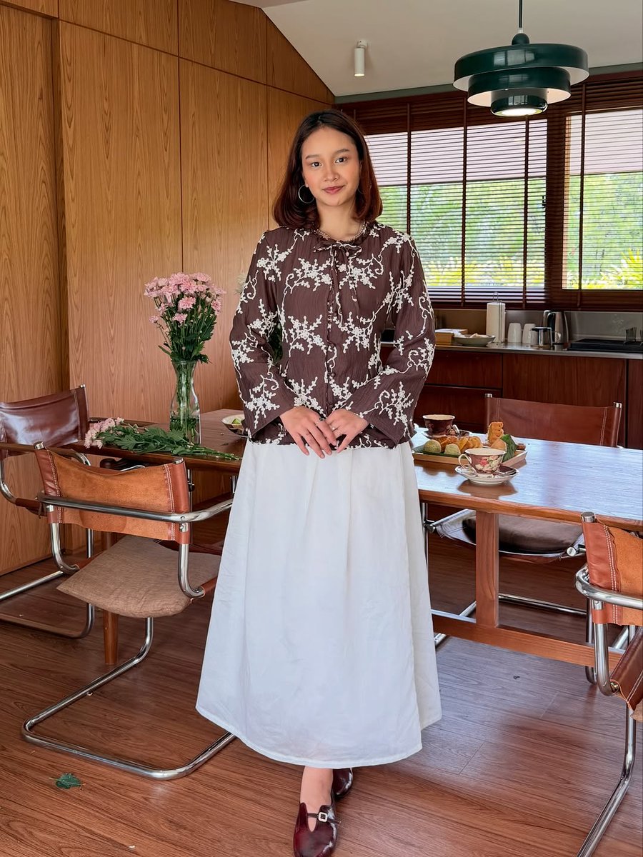 yea needs to share tweet media