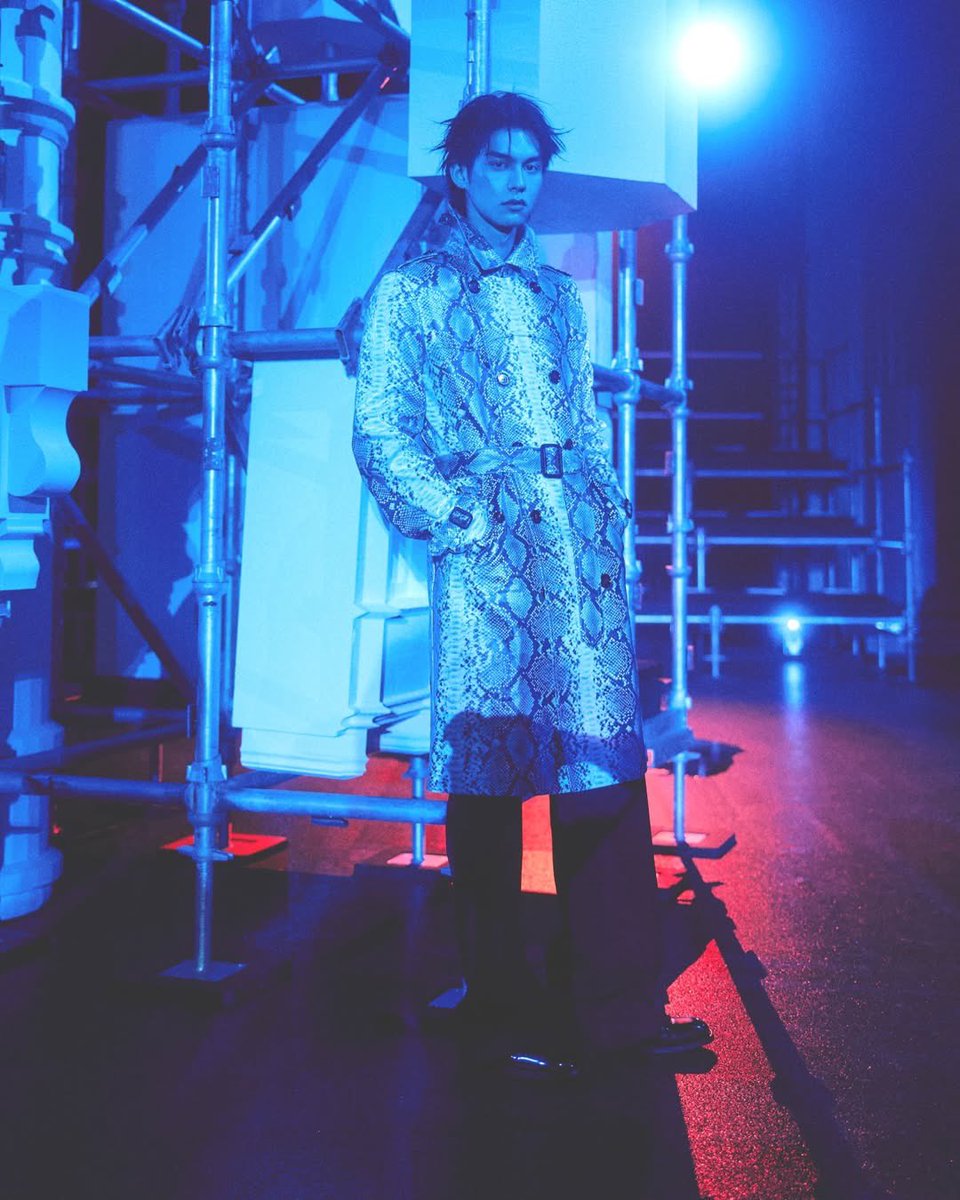 fonzae2's tweet photo. คนอะไรหล่อเท่ 

BRIGHT LFW 2026 
#BurberryxBright
#BurberryAW26
#BurberryAW26xBRIGHT
#Burberry #bbrightvc https://t.co/jTl3Mf96K0