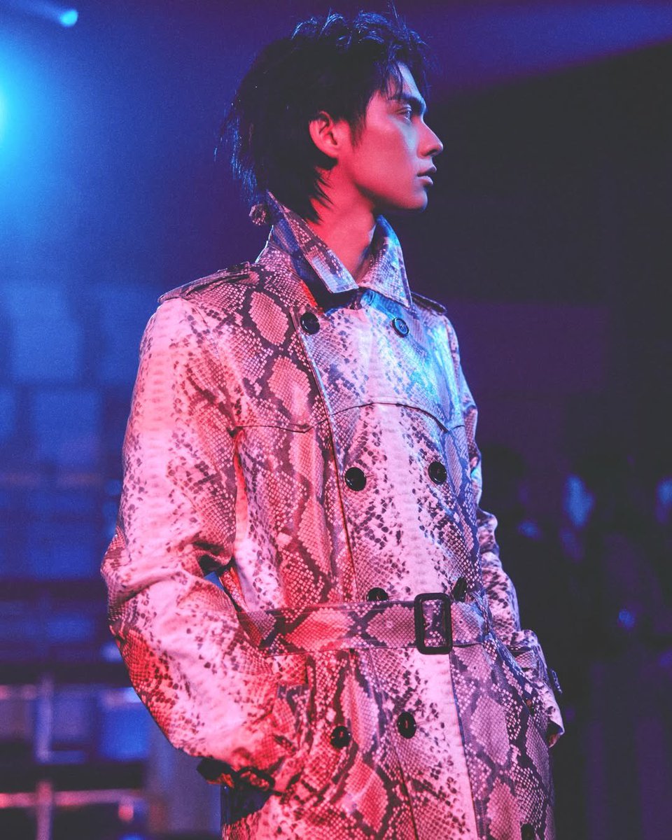 fonzae2's tweet photo. คนอะไรหล่อเท่ 

BRIGHT LFW 2026 
#BurberryxBright
#BurberryAW26
#BurberryAW26xBRIGHT
#Burberry #bbrightvc https://t.co/jTl3Mf96K0
