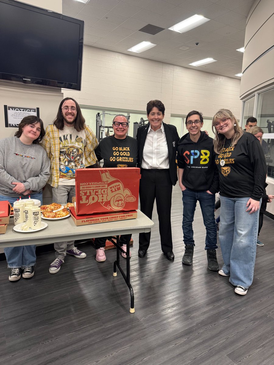 Dr. Amy Thompson tweet media