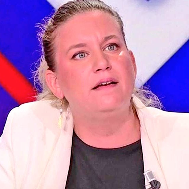 dictavenir's tweet photo. 🔴 Mathilde Panot refuse de reconnaître le poids de sa balance fasciste. https://t.co/R3EeryNf4z