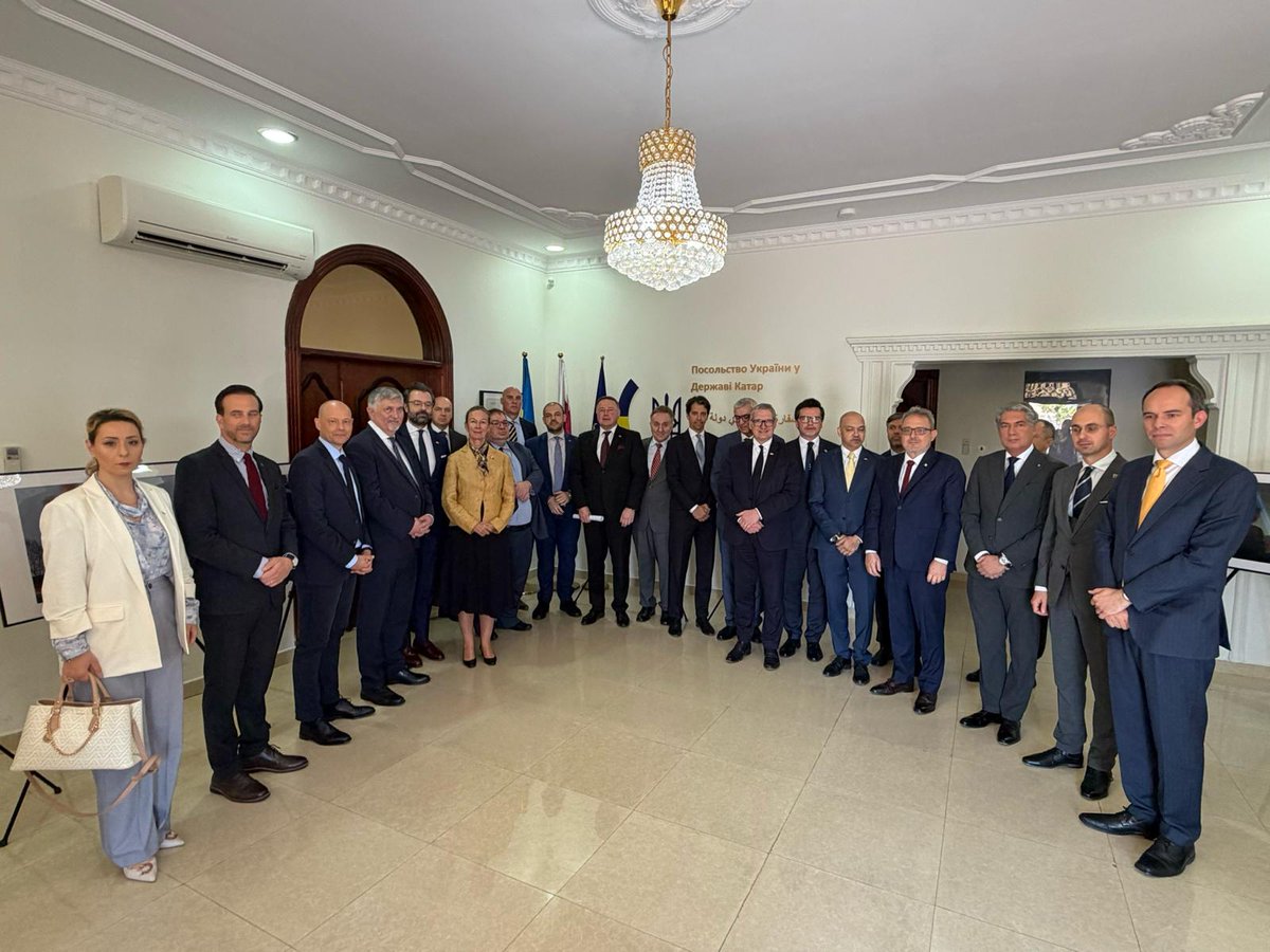 Today Italian Amb. <a href="/P_Toschi/">Paolo Toschi</a>, together with EU HoMs in Doha, expressed solidarity with Ukraine 🇺🇦. 
As per DPM/MoFA <a href="/Antonio_Tajani/">Antonio Tajani</a>: we stand with the heroic people of Ukraine. We reaffirm support to its independence, sovereignty &amp; for a just, lasting peace.