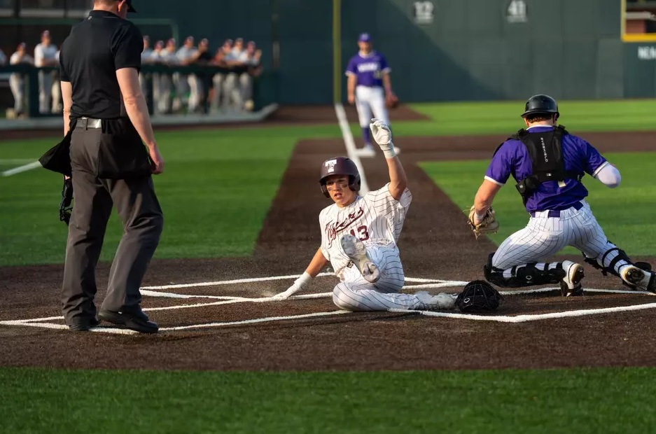 D3baseball tweet media