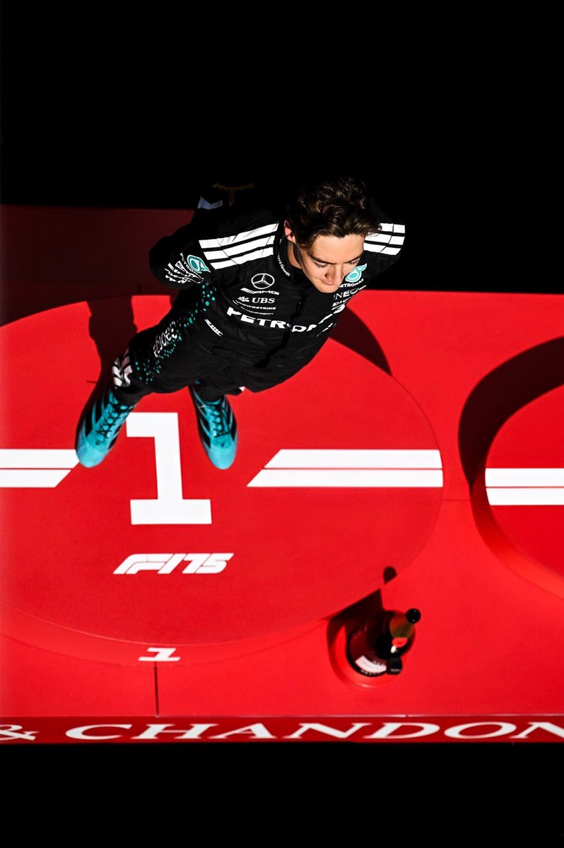 MercedesAMGPCF1's tweet photo. 🥇 https://t.co/N8m3TBTeiy