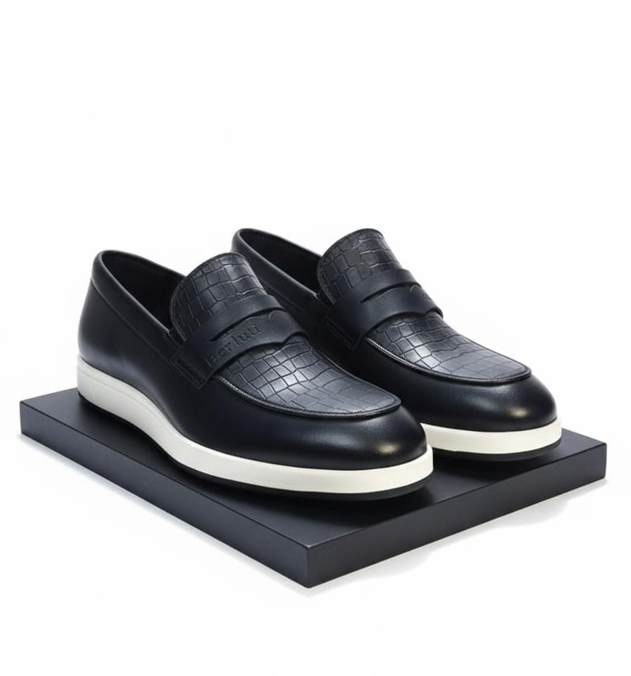 eowino16's tweet photo. @WaruiJohn2 Am doing well guys am doing well so far nimesave 1000, mkinunua tu hizi i know it will go up by a big magine. Size 39 - 45, Price ni 2700, 0716241478 https://t.co/3Upwr7j1CS