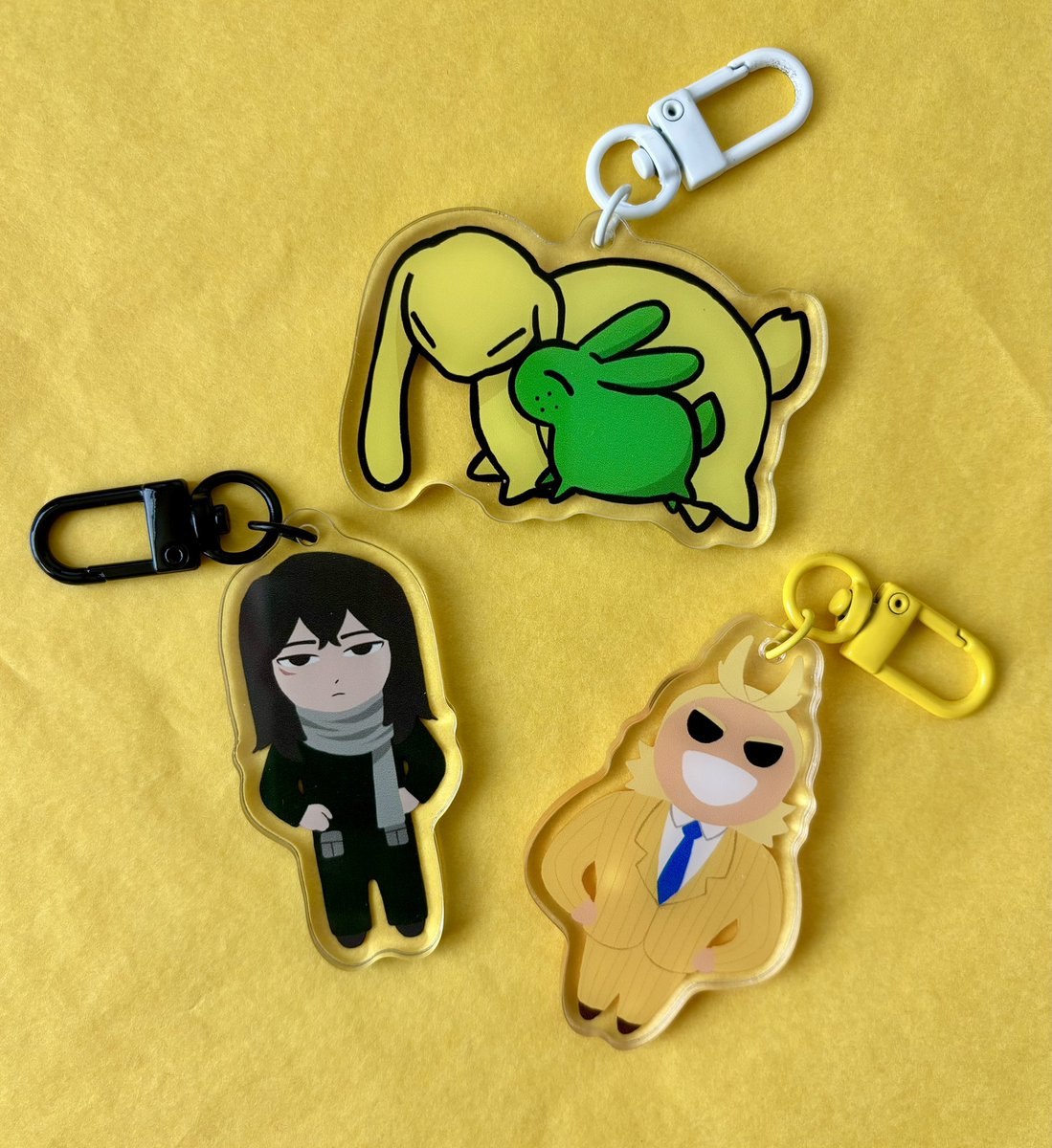 stingrachelart's tweet photo. 🐰 GIVEAWAY! 🐰 

As a thank you for my shop’s success, I want to give back to you all 💞 I’ll give away TWO sets of these three keychains! Just:

🐰 Follow me
🐰 Like + share this post

By Mar 3rd! Meanwhile, check out everything else in my shop ;) https://t.co/hSVPfCrl5j https://t.co/blDx6C0OB3