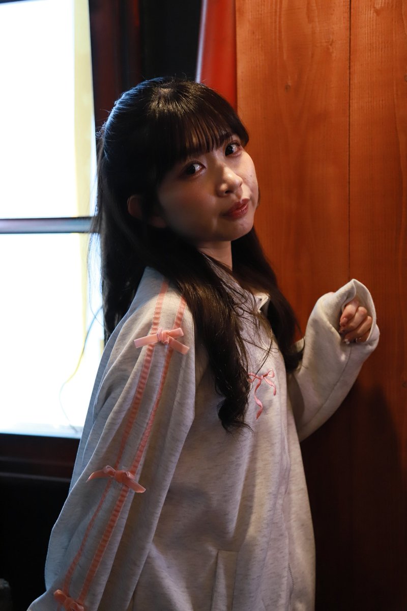 fuminyinyi's tweet photo. 陽射しが良い感じでした。

#PinkySpice #綿雲えり https://t.co/st7UzsKx1J
