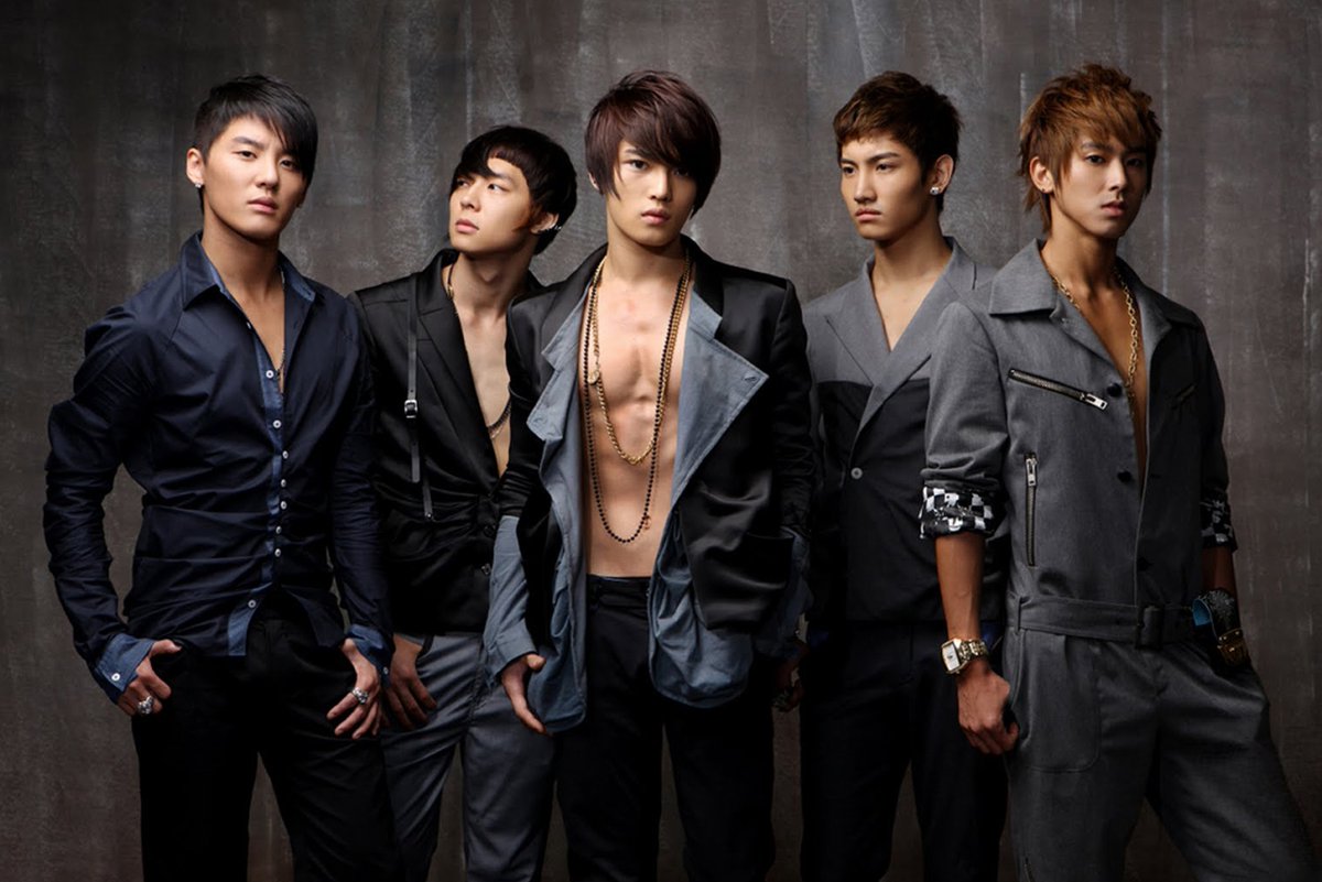 #TVXQ's "MIROTIC" Becomes Their 1st MV To Hit 100 Million Views
soompi.com/article/182123…