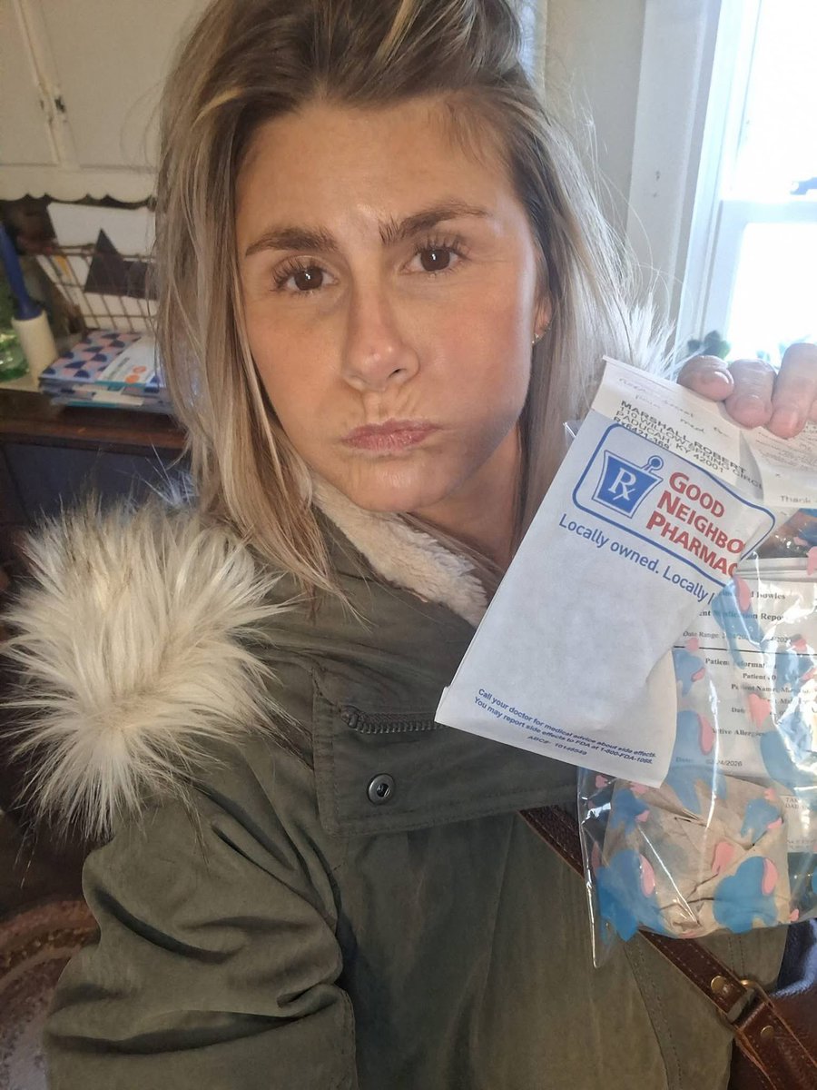 SarahMarshe3's tweet photo. Ty to everyone that helped out.  It's fixed... 🦷
Gonna rest now for a bit....... Inbox 📥 still open for Info ℹ️ https://t.co/HaZS4w78oV