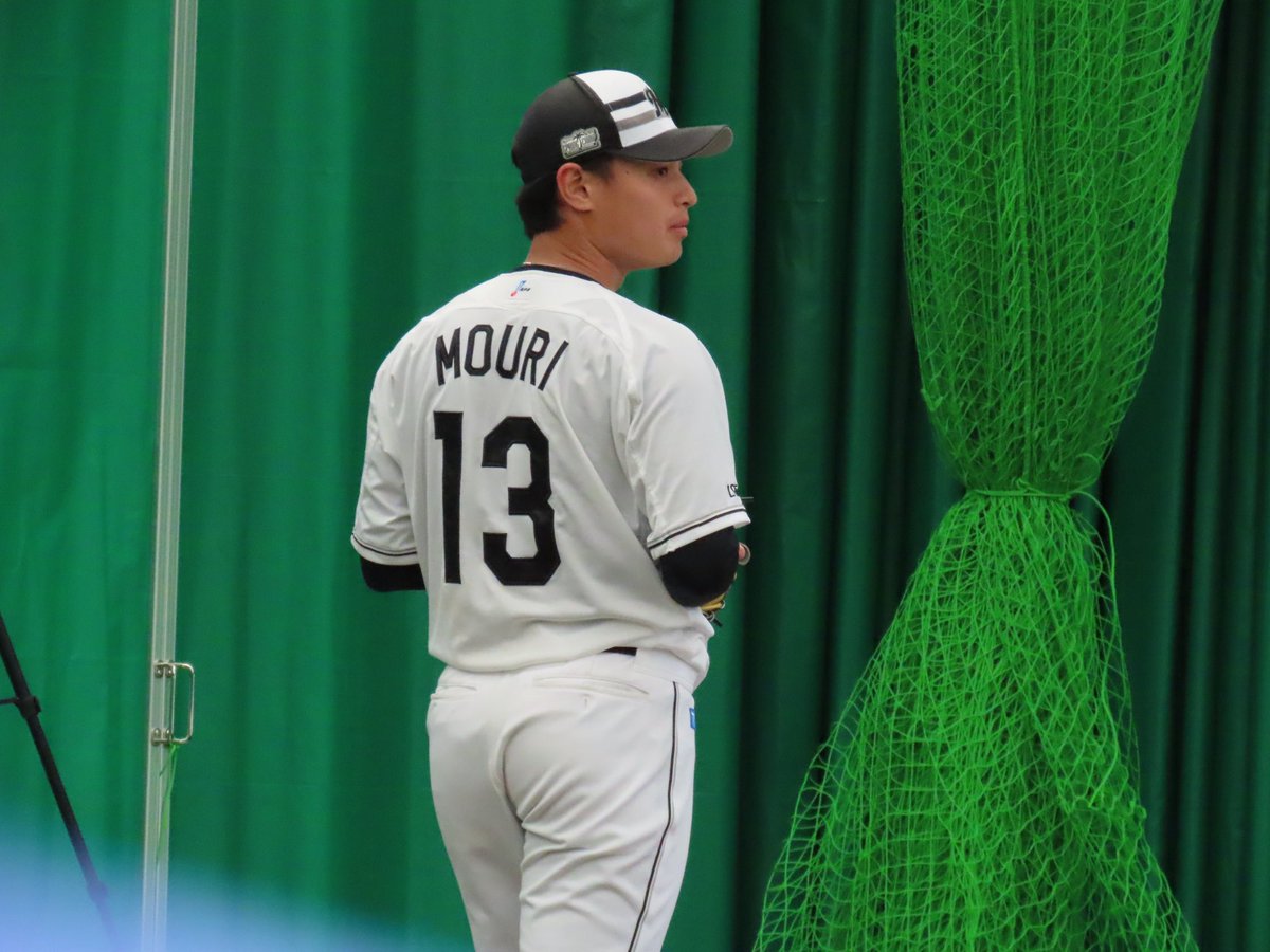 hei__suuni's tweet photo. 2.13 📍西崎運動公園
#chibalotte 
#千葉ロッテマリーンズ
#毛利海大 https://t.co/51zgNirHl3