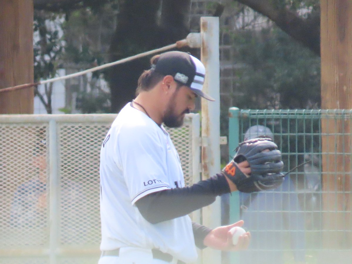 hei__suuni's tweet photo. 2.13 📍西崎運動公園
#chibalotte 
#千葉ロッテマリーンズ
#カスティーヨ https://t.co/l9KbZ5bBsH