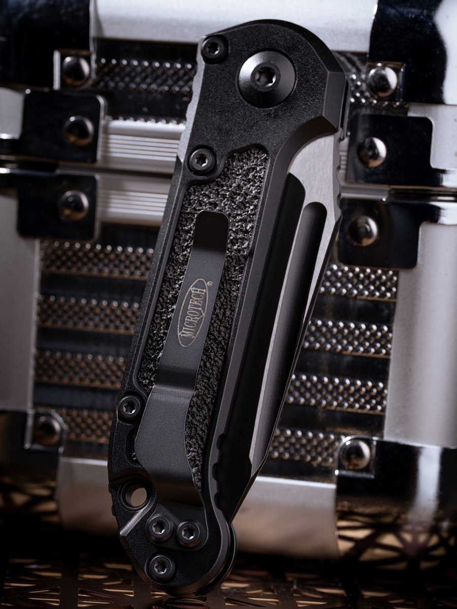 Microtech Knives tweet media