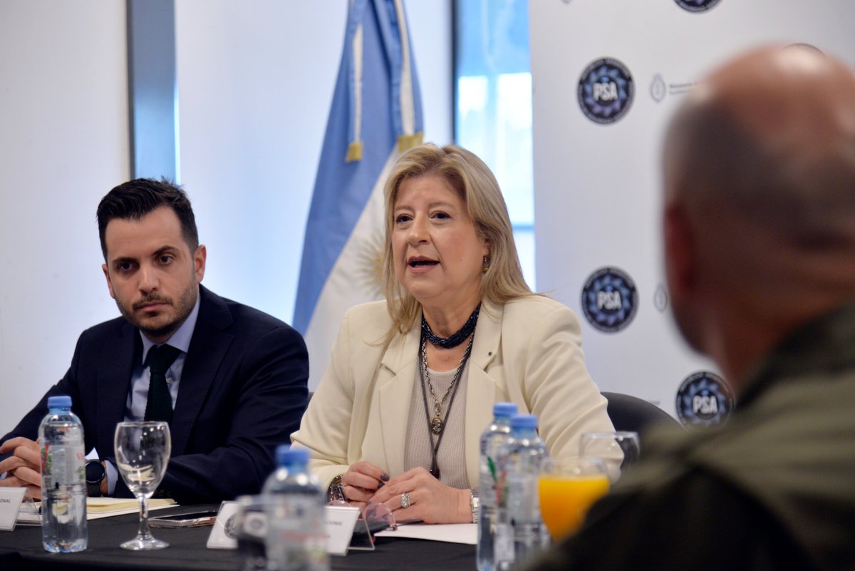 Migraciones tweet media