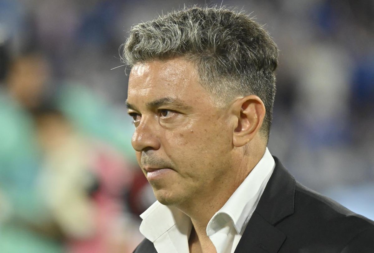 💰 Incorporaciones/refuerzos de Carlos Bianchi y Marcelo Gallardo en sus respectivos segundos ciclos:

Bianchi (Enero 2003 a julio 2004):
Diego Cagna (Libre)
Fabián Vargas (300k)
Luis Perea (300k)
Pedro Iarley (Préstamo)
Carlos Marinelli (Préstamo)

💰 Total gastado: US$600.000