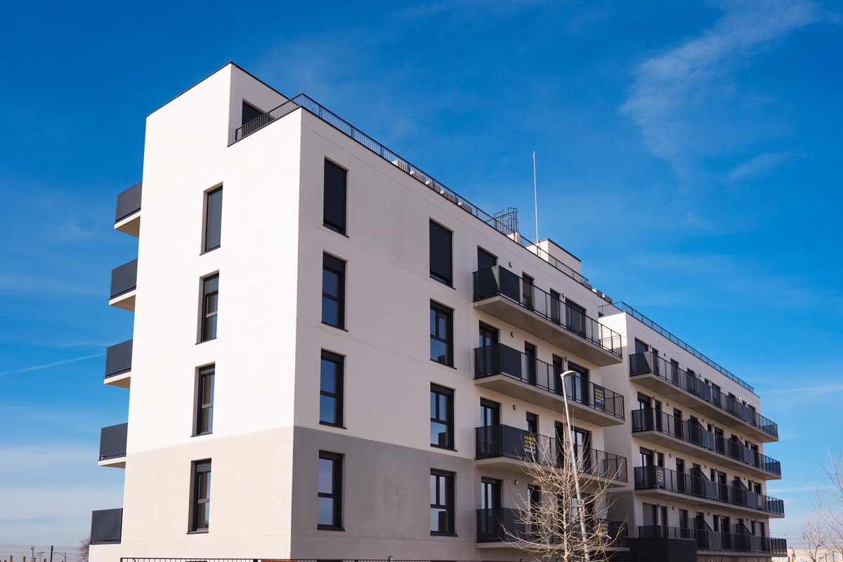 🏠 La <a href="/ComunidadMadrid/">Comunidad de Madrid</a> finaliza en junio 50 nuevas viviendas del #PlanVIVE para alquiler asequible en #HumanesdeMadrid.

➡ El consejero <a href="/jorgerodrigodo/">Jorge Rodrigo Dominguez</a> ha visitado hoy esta promoción que estará disponible para jóvenes y familias del municipio.

+Info: c.madrid/rlrf71