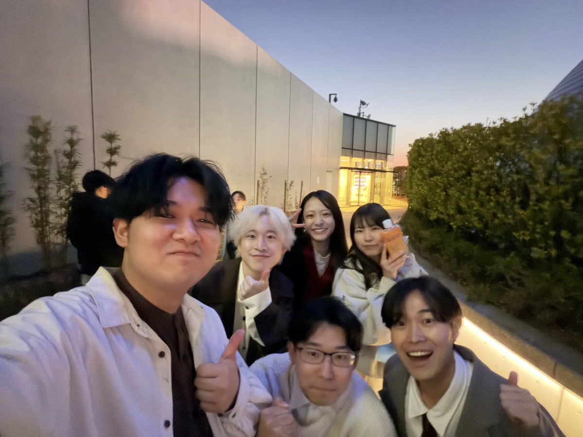 Sakiure_acp's tweet photo. 🌹───────────────

                         【報告】

私たちは、ソラマチアカペラストリートFINALステージ2025に出演いたしました！

足を止めて下さった方々、スタッフの方々本当にありがとうございました！ 

 #SAS2025 

────────────────🌹 https://t.co/OHpMcuonzP