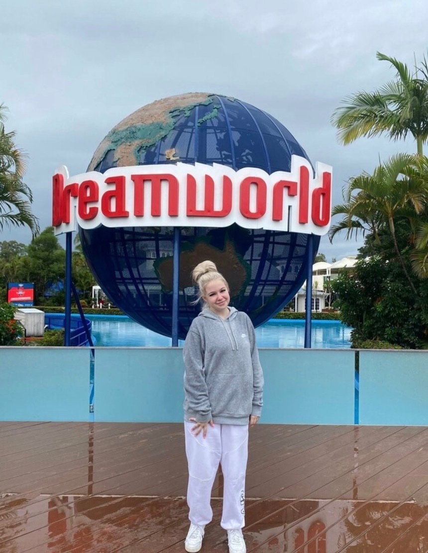 JewlryRepSourc's tweet photo. Dream world 🌎 https://t.co/cruiZWtMzp